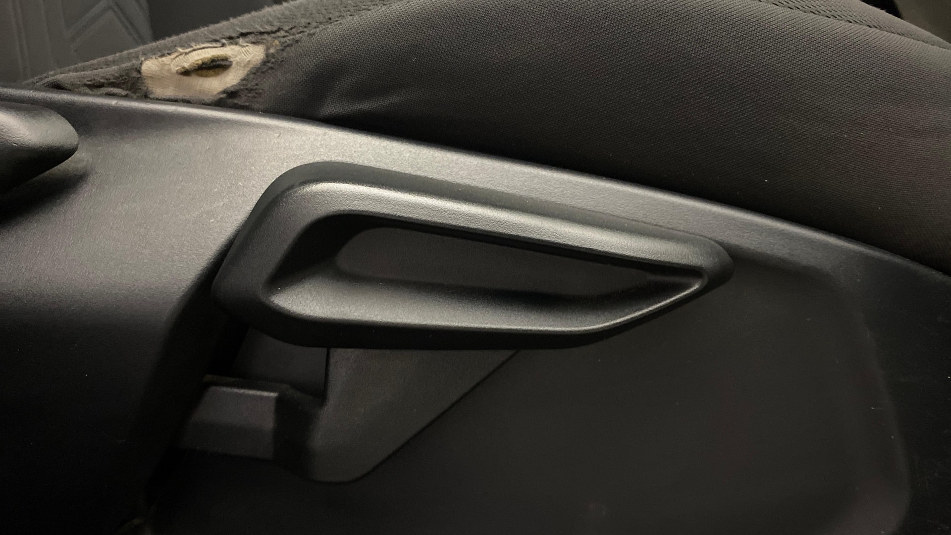View 2020 Tata Nexon Revotron XE Image 18 Used 2020 Tata Nexon Revotron XE Image 18