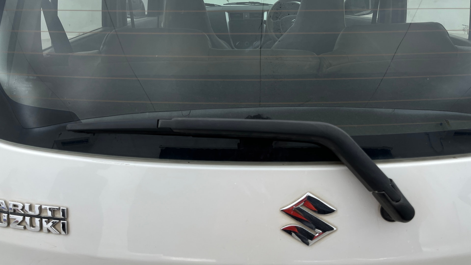 View 2017 Maruti Suzuki 1000 Base Variant Image 23 Used 2017 Maruti Suzuki 1000 Base Variant Image 23
