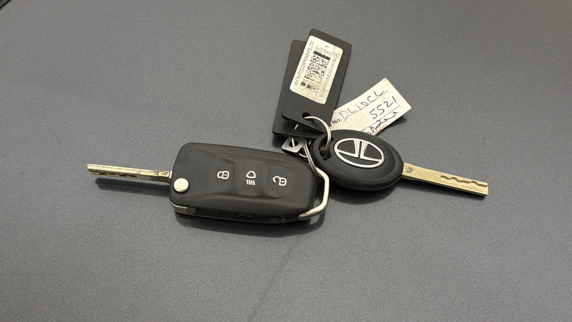 Used 2018 Tata Nexon Used 2018 Tata Nexon