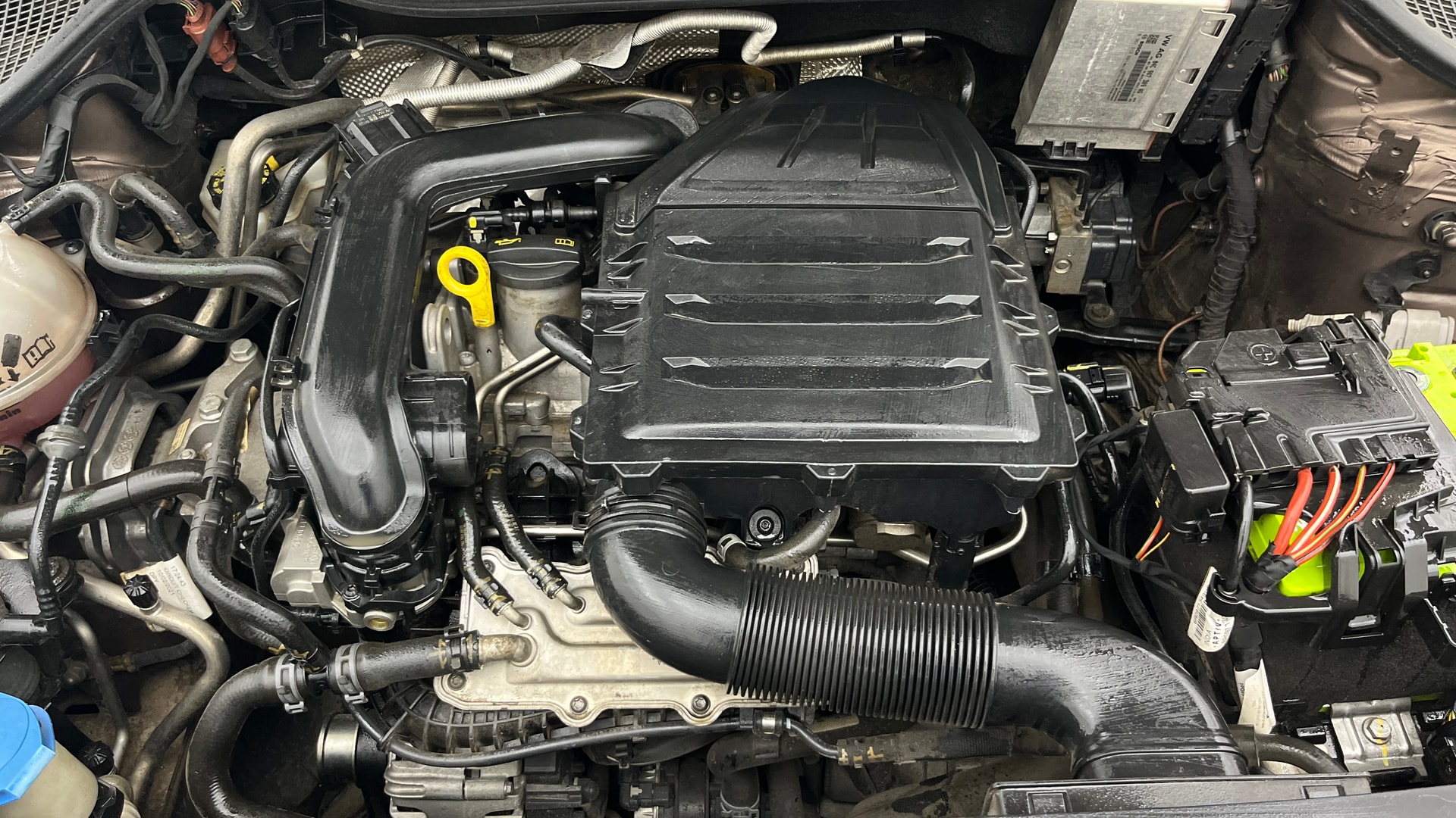 View 2021 Volkswagen Vento 1.0 L TSI Highline Petrol Image 40 Used 2021 Volkswagen Vento 1.0 L TSI Highline Petrol Image 40