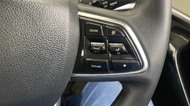 View Mahindra XUV700 Image 3 Used Mahindra XUV700 Image 3