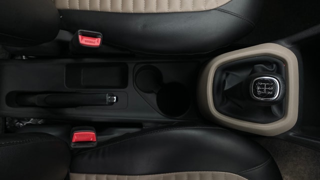 View Hyundai Grand i10 Image 37 Used Hyundai Grand i10 Image 37