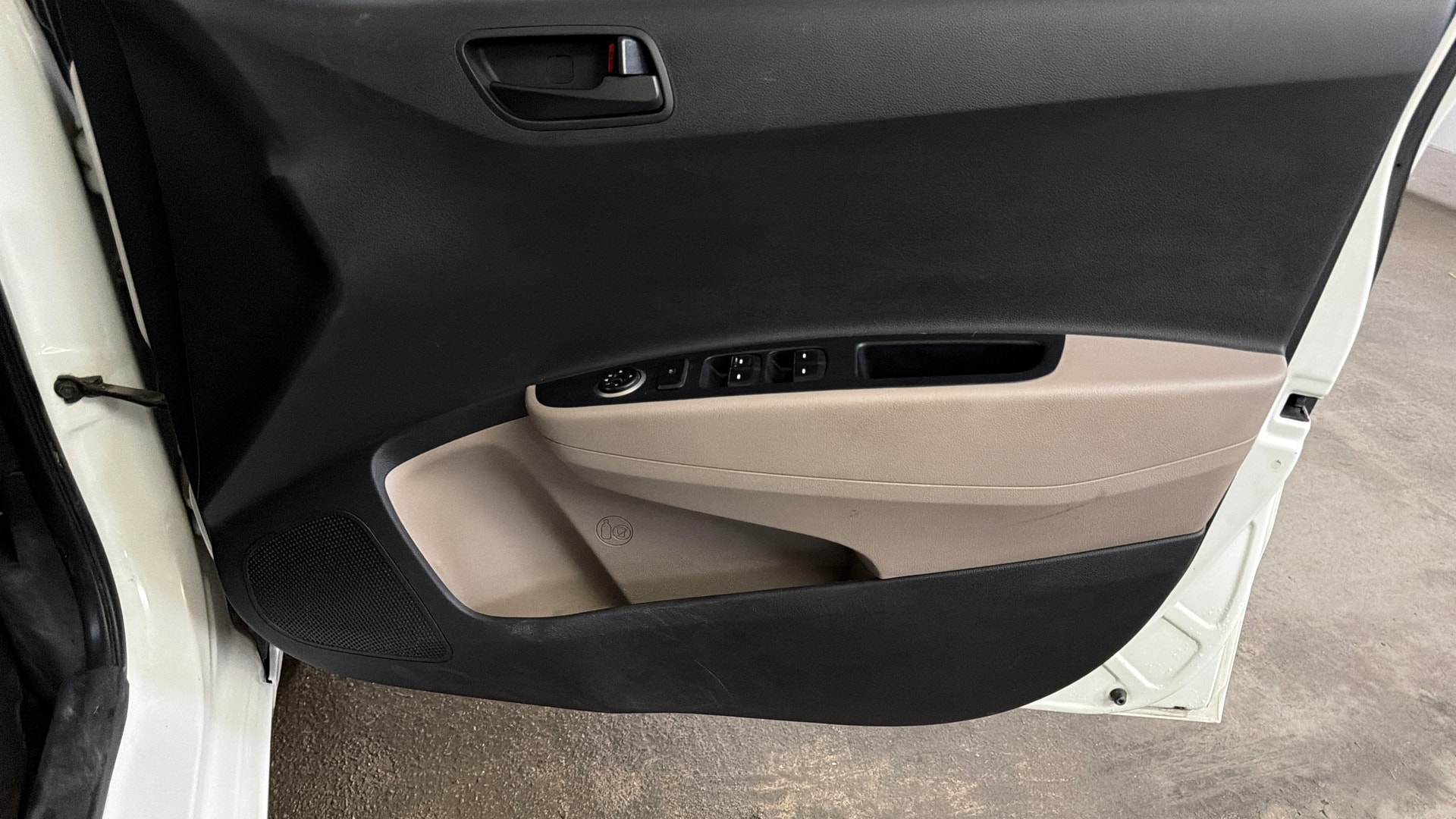 View 2017 Hyundai Xcent E Petrol Image 32 Used 2017 Hyundai Xcent E Petrol Image 32