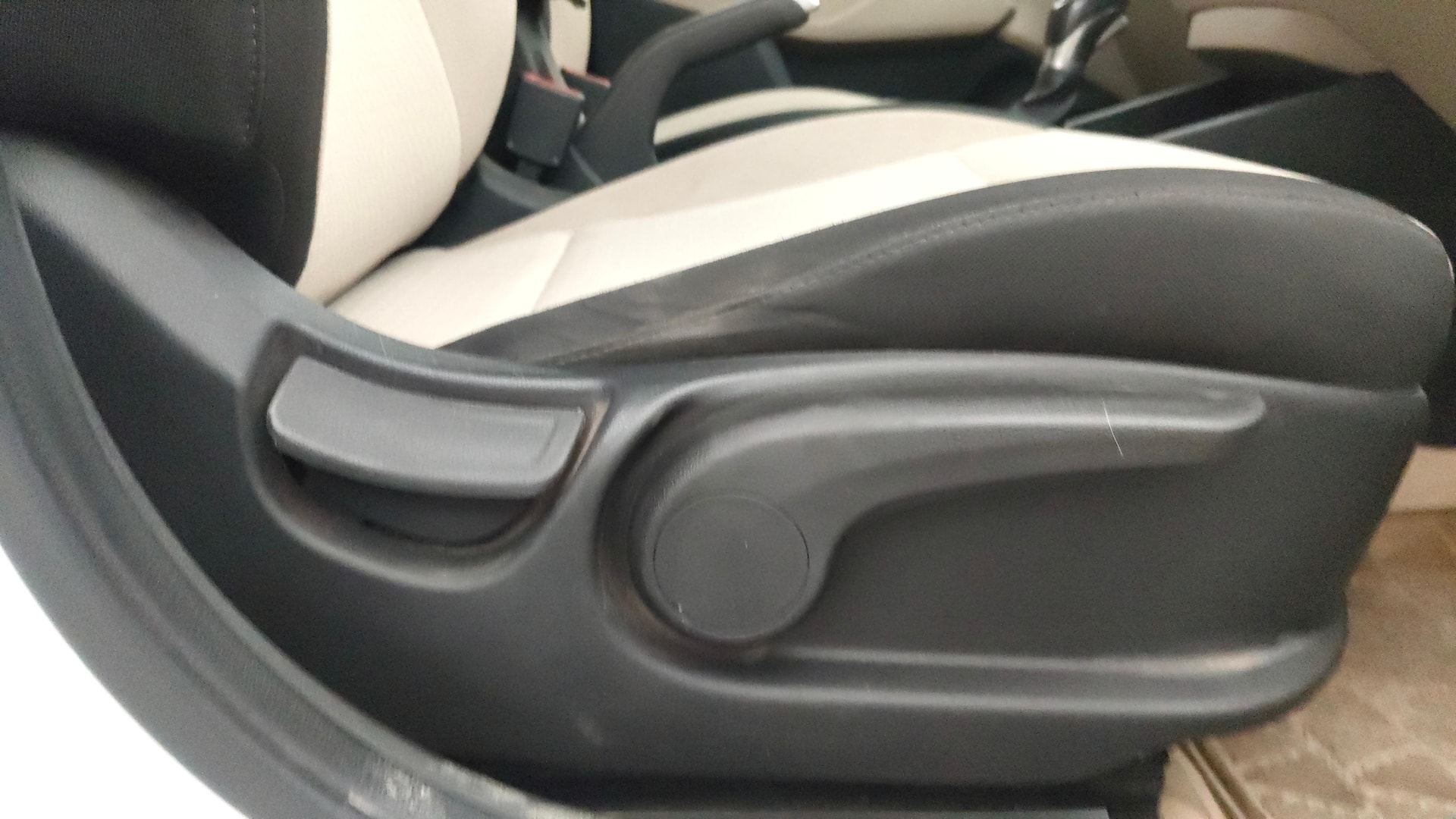 View 2017 Hyundai Verna 1.4 VTVT E Image 17 Used 2017 Hyundai Verna 1.4 VTVT E Image 17