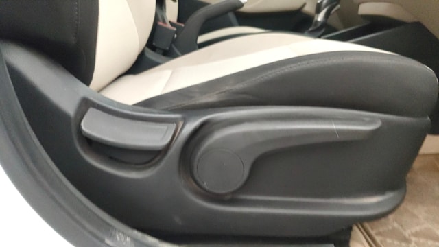 View Hyundai Verna Image 17 Used Hyundai Verna Image 17