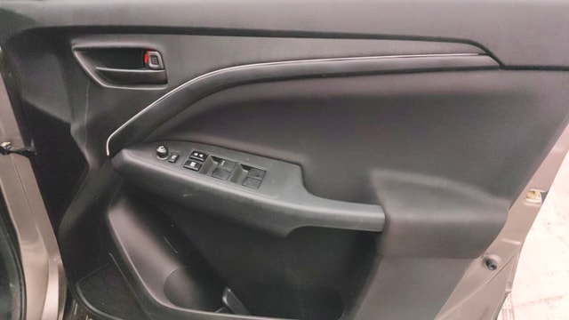View Maruti Suzuki 1000 Image 33 Used Maruti Suzuki 1000 Image 33
