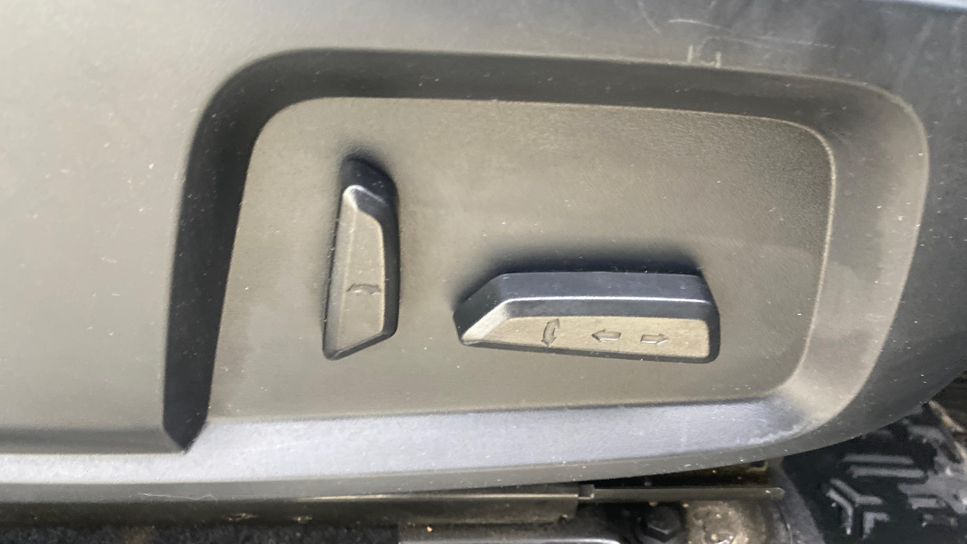 View 2021 Tata Harrier XE Image 11 Used 2021 Tata Harrier XE Image 11