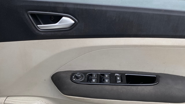 View Renault Triber Image 38 Used Renault Triber Image 38