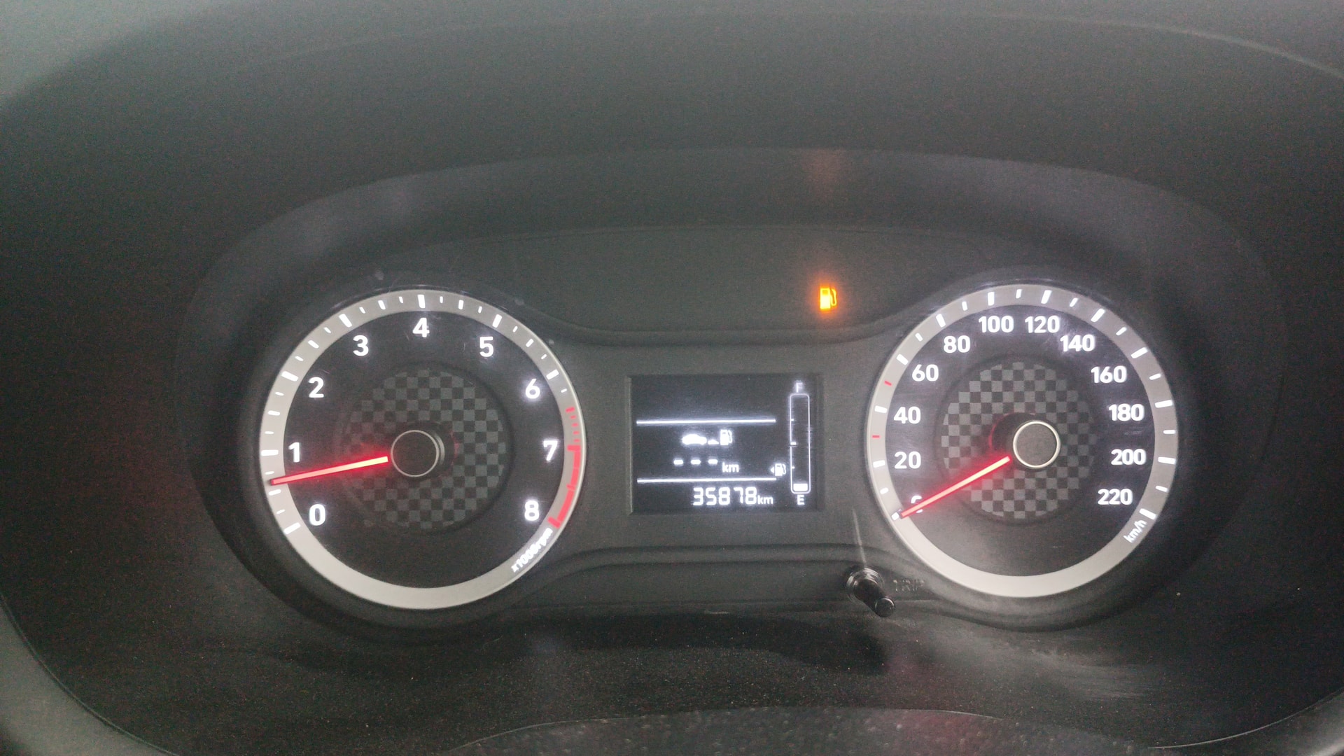 View 2022 Hyundai Grand i10 Nios Magna Corporate Edition Petrol Image 34 Used 2022 Hyundai Grand i10 Nios Magna Corporate Edition Petrol Image 34