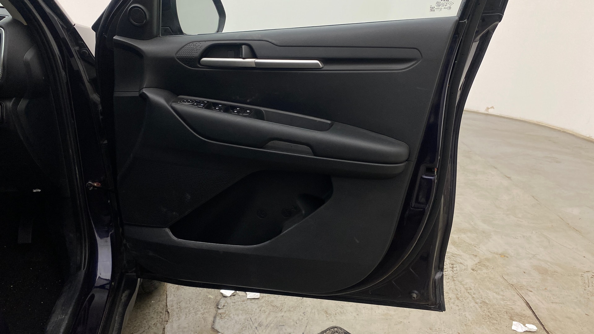 View 2023 Kia Sonet HTK Plus Petrol Image 34 Used 2023 Kia Sonet HTK Plus Petrol Image 34