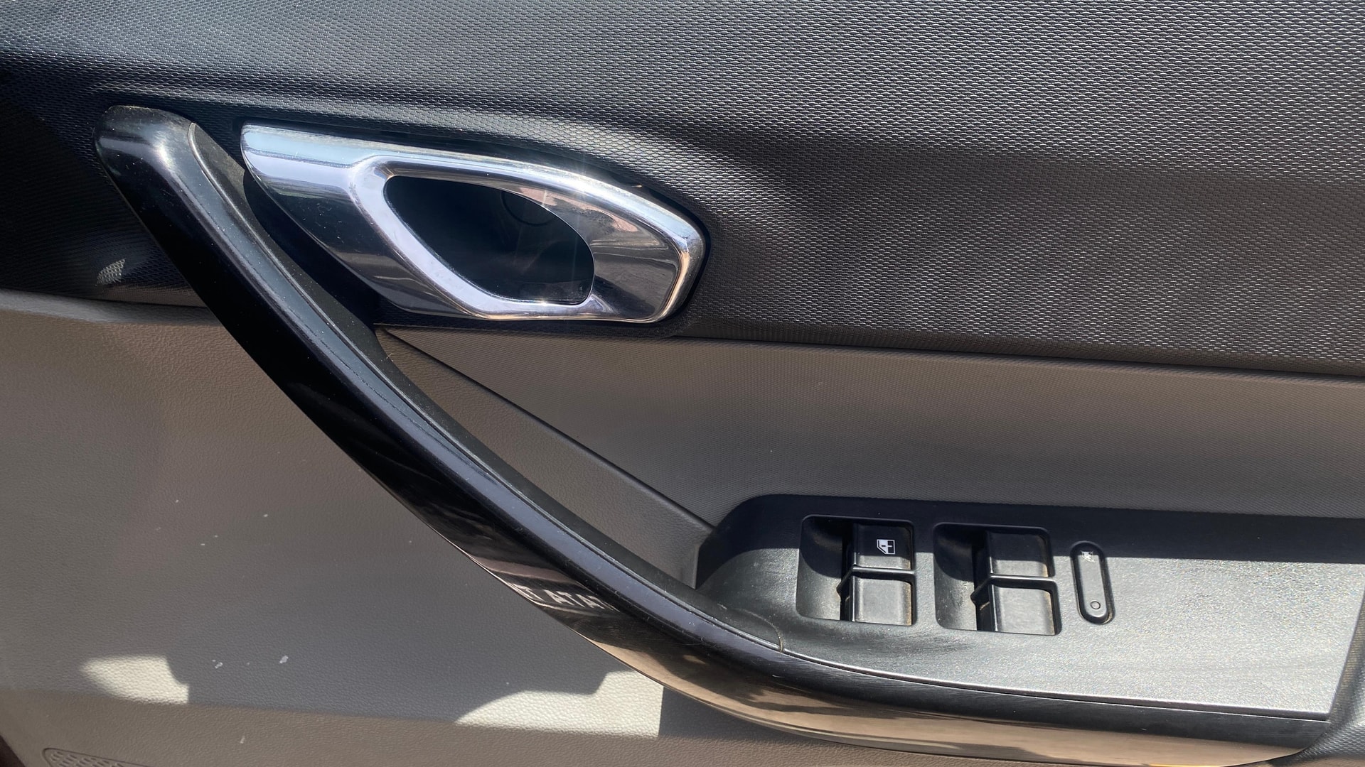 View 2020 Tata Tiago Revotorq XB Image 32 Used 2020 Tata Tiago Revotorq XB Image 32