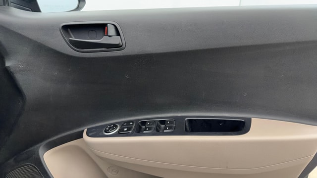 View Hyundai Grand i10 Image 32 Used Hyundai Grand i10 Image 32