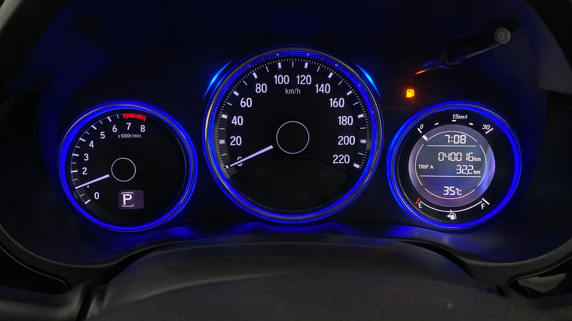 View 2015 Honda City ZX MT Diesel Anniversary Edition Image 37 Used 2015 Honda City ZX MT Diesel Anniversary Edition Image 37