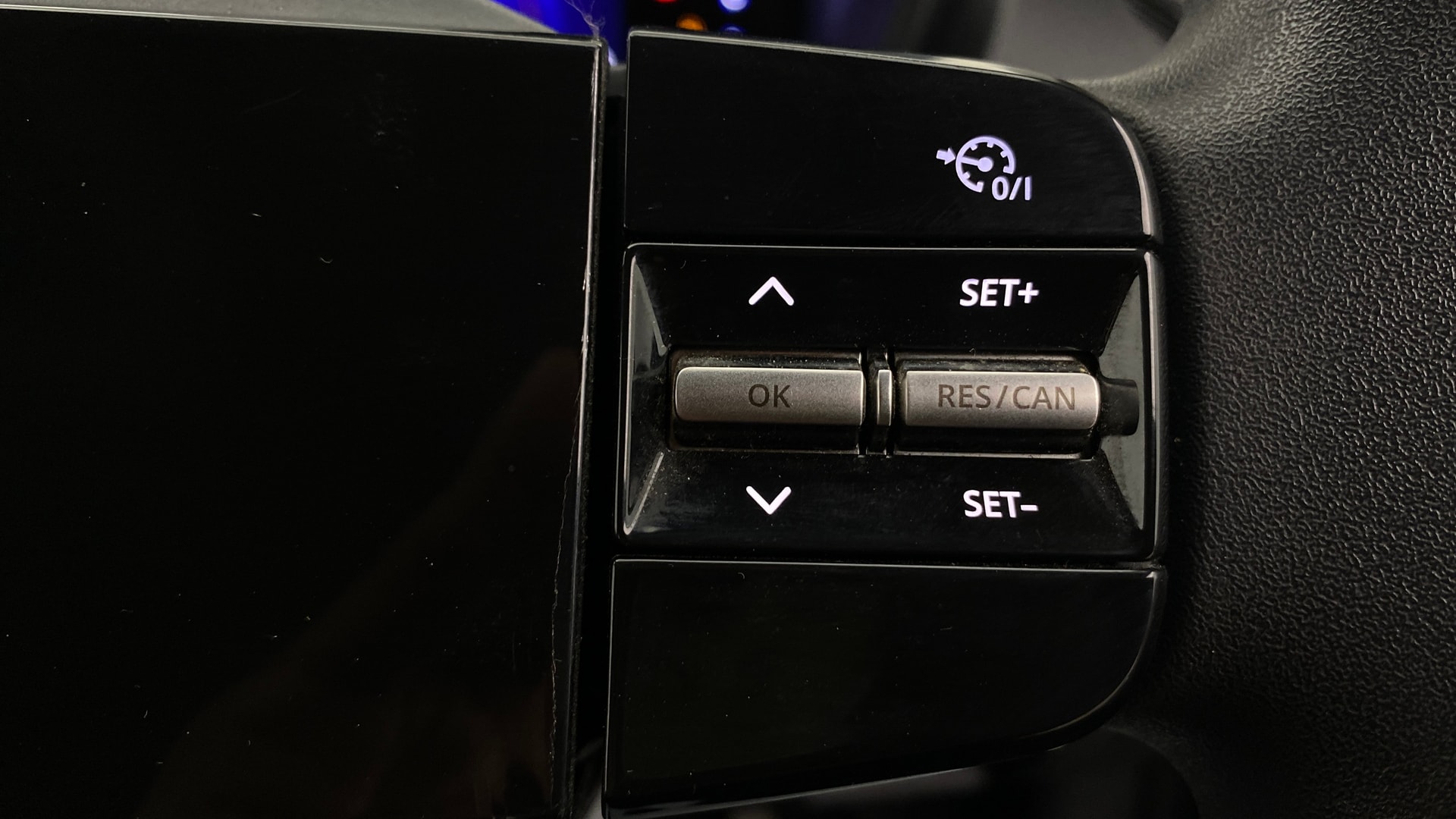 View 2024 Tata Nexon Revotron XE Image 3 Used 2024 Tata Nexon Revotron XE Image 3