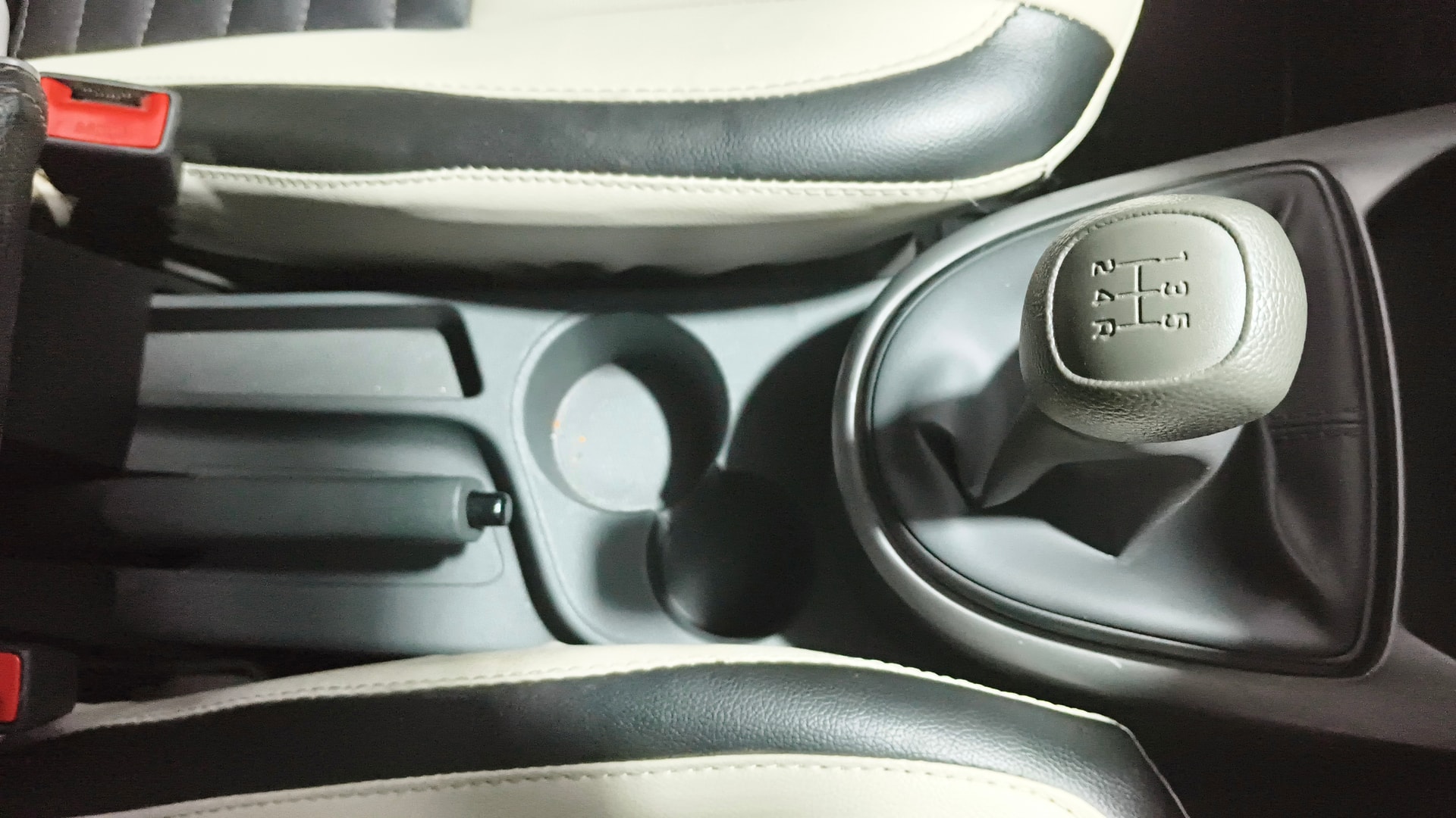View 2022 Hyundai Grand i10 Nios Magna Petrol Image 39 Used 2022 Hyundai Grand i10 Nios Magna Petrol Image 39