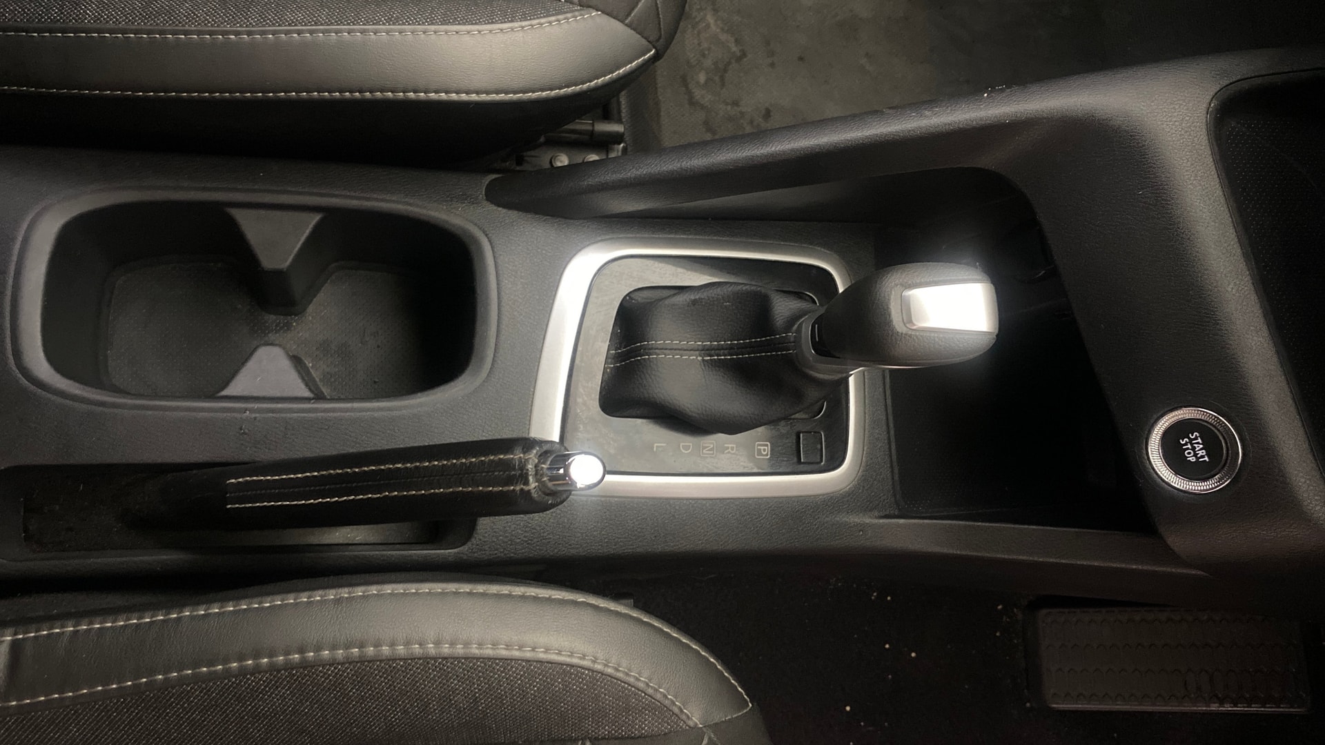 View 2022 Nissan Magnite Turbo XV Premium CVT Image 42 Used 2022 Nissan Magnite Turbo XV Premium CVT Image 42
