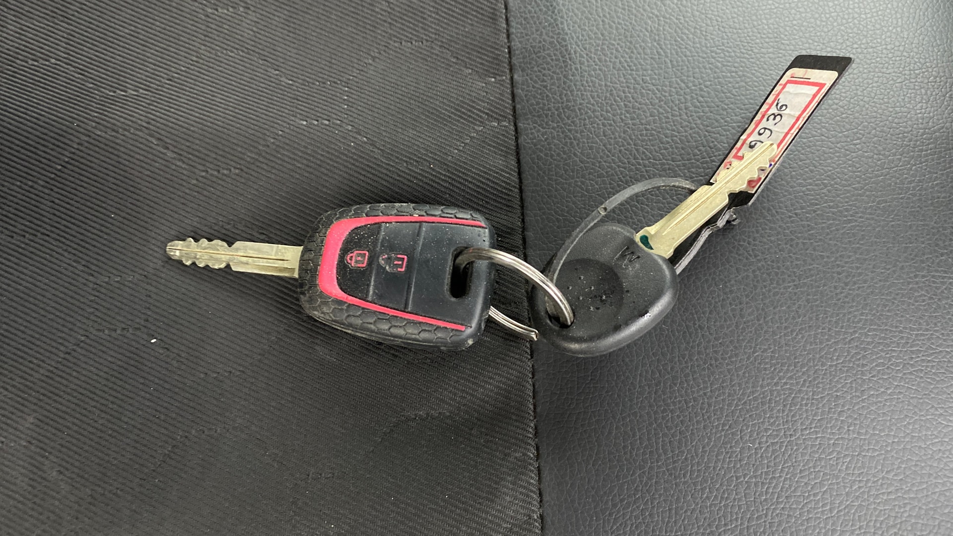 View 2019 Hyundai Grand i10 Sportz 1.2 Kappa Image 27 Used 2019 Hyundai Grand i10 Sportz 1.2 Kappa Image 27