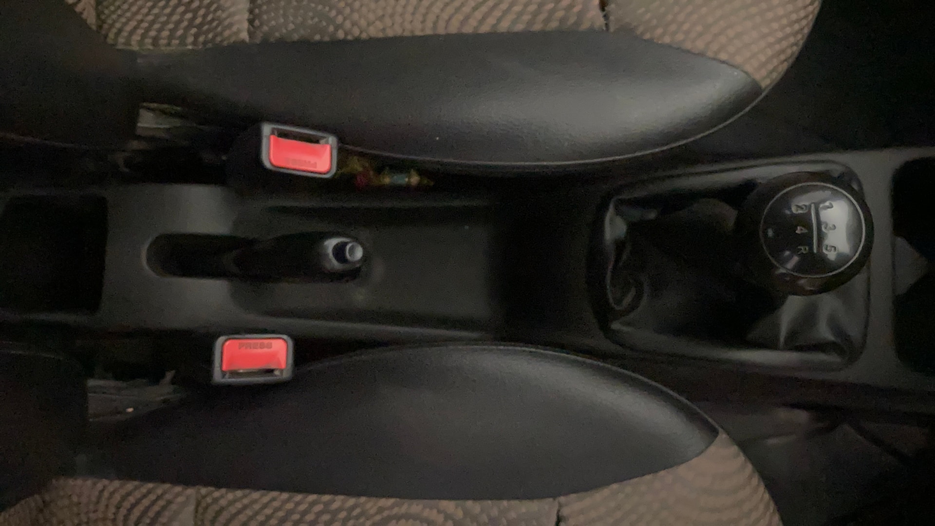 View 2017 Hyundai EON Magna Plus Image 37 Used 2017 Hyundai EON Magna Plus Image 37