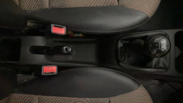 View Hyundai EON Image 37 Used Hyundai EON Image 37