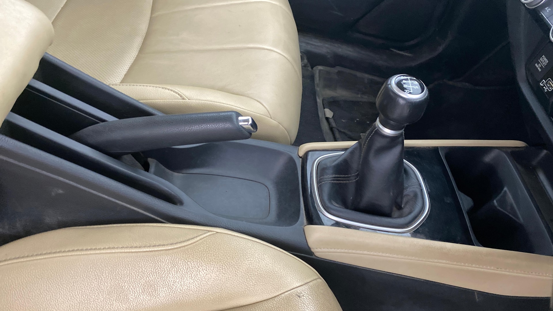 View 2021 Honda City ZX CVT Image 41 Used 2021 Honda City ZX CVT Image 41