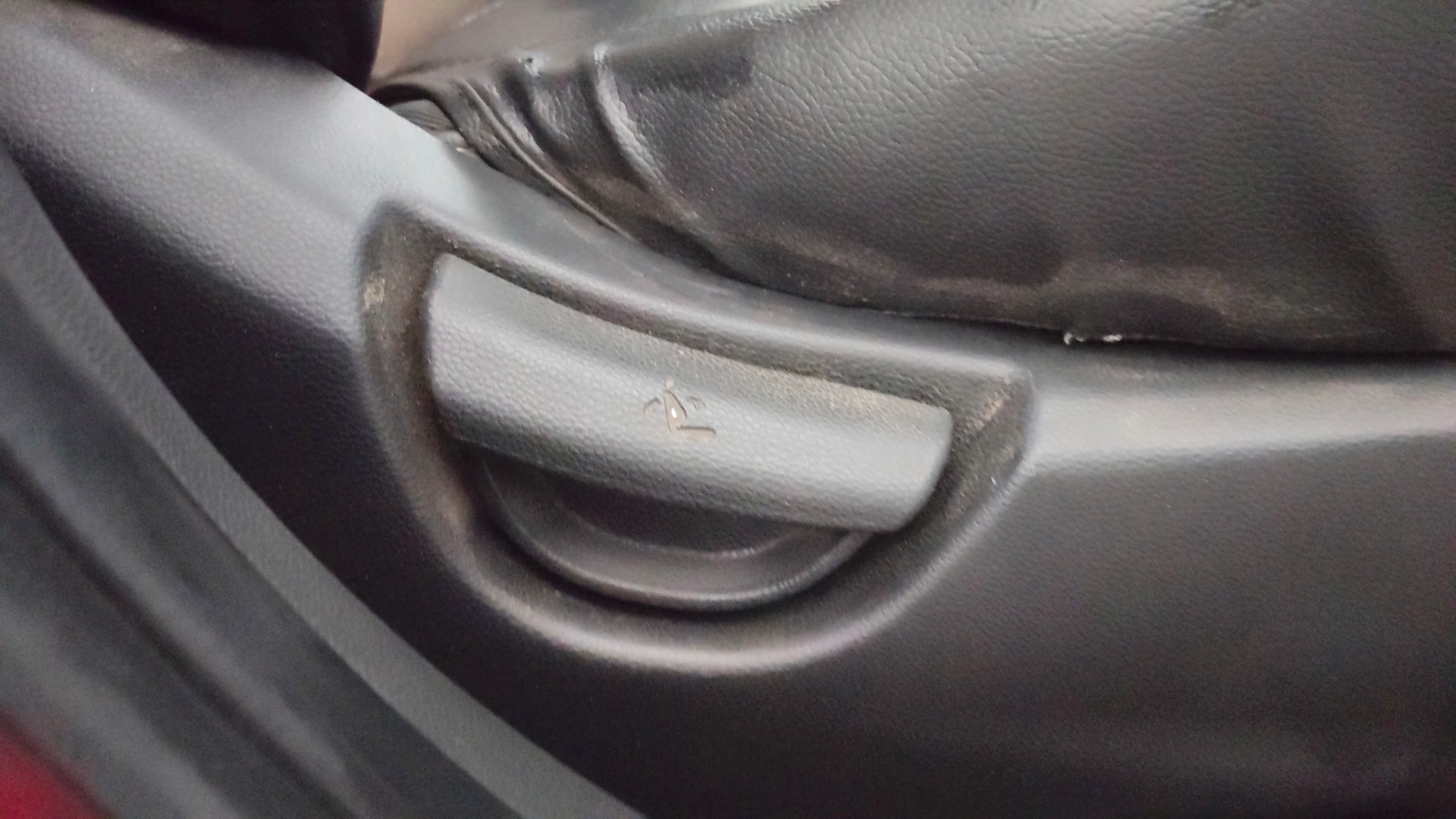View 2014 Hyundai Grand i10 Sportz 1.2 Kappa Image 18 Used 2014 Hyundai Grand i10 Sportz 1.2 Kappa Image 18