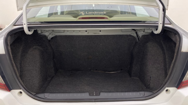 View Honda Amaze Image 10 Used Honda Amaze Image 10