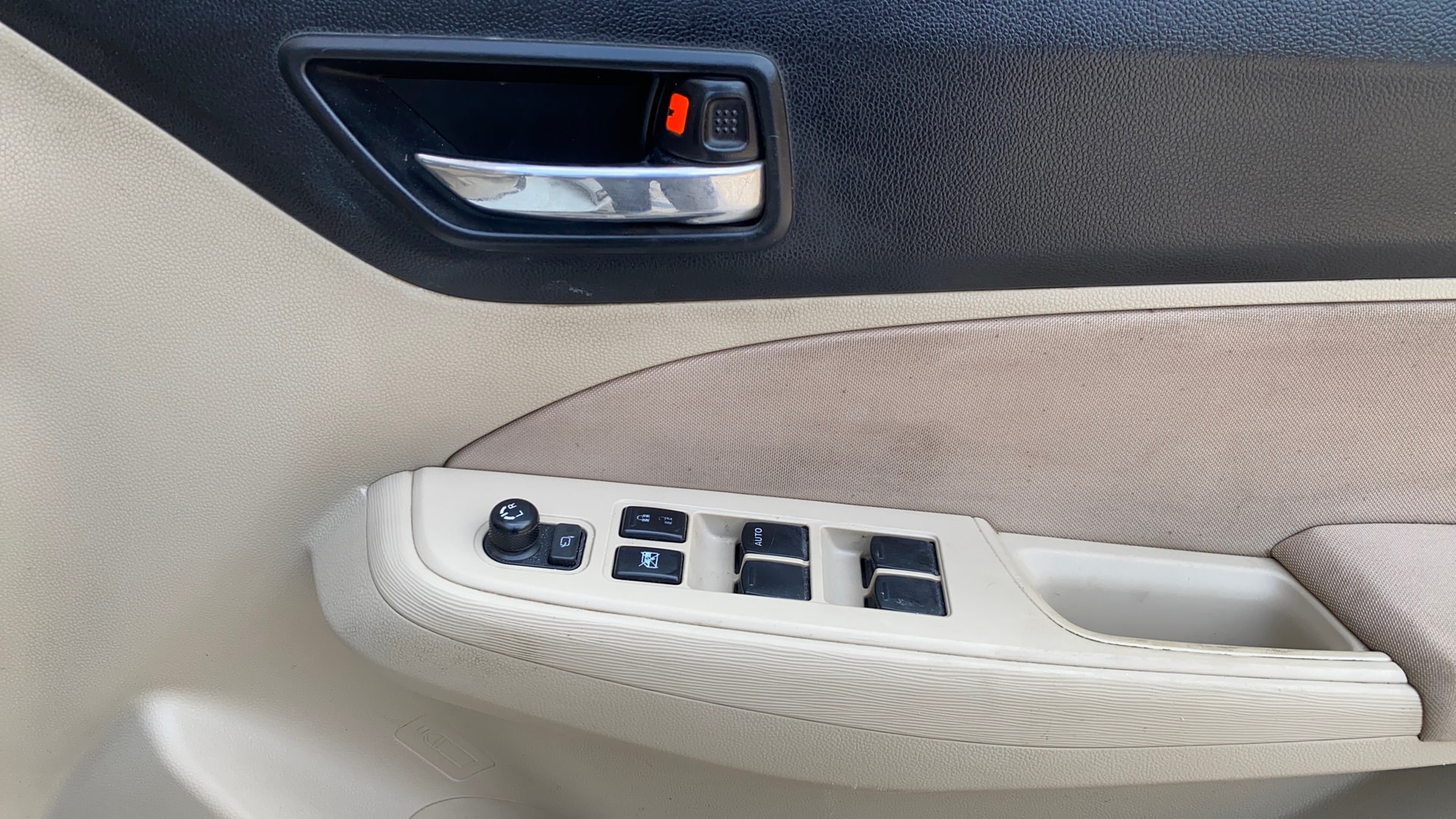 View 2022 Maruti Suzuki 1000 Base Variant Image 36 Used 2022 Maruti Suzuki 1000 Base Variant Image 36