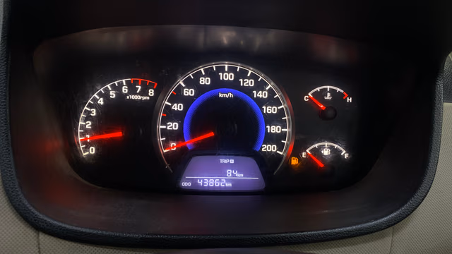View Hyundai Grand i10 Image 33 Used Hyundai Grand i10 Image 33