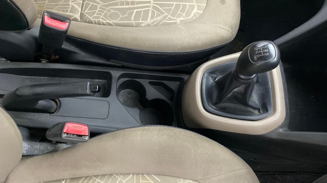 View Hyundai Xcent Image 38 Used Hyundai Xcent Image 38