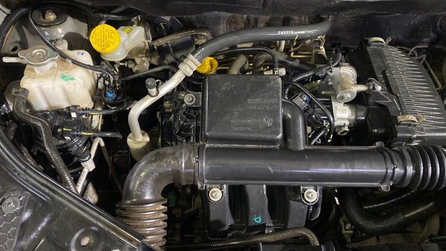 View Nissan Magnite Image 3 Used Nissan Magnite Image 3