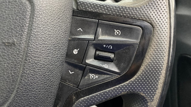View Tata Safari Image 3 Used Tata Safari Image 3