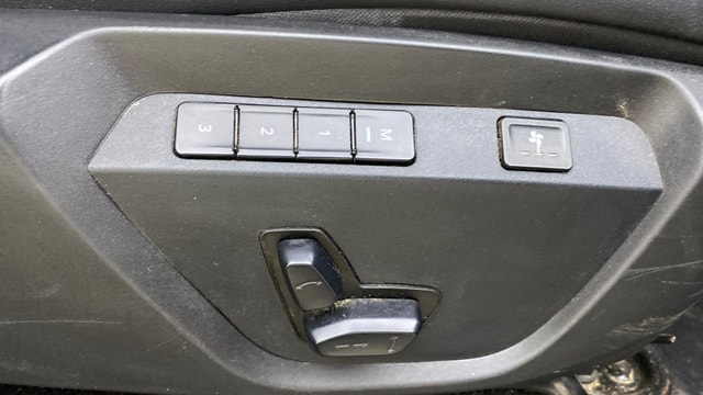 View Tata Safari Image 12 Used Tata Safari Image 12