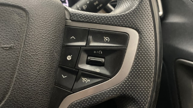 View Tata Harrier Image 3 Used Tata Harrier Image 3