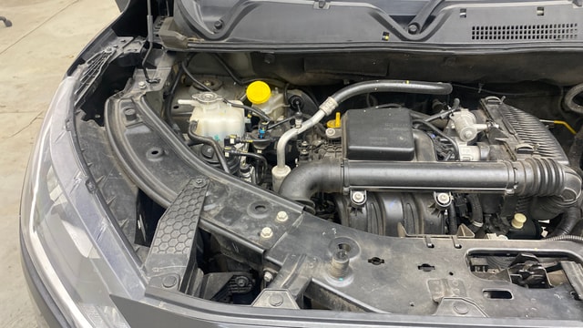 View Nissan Magnite Image 3 Used Nissan Magnite Image 3
