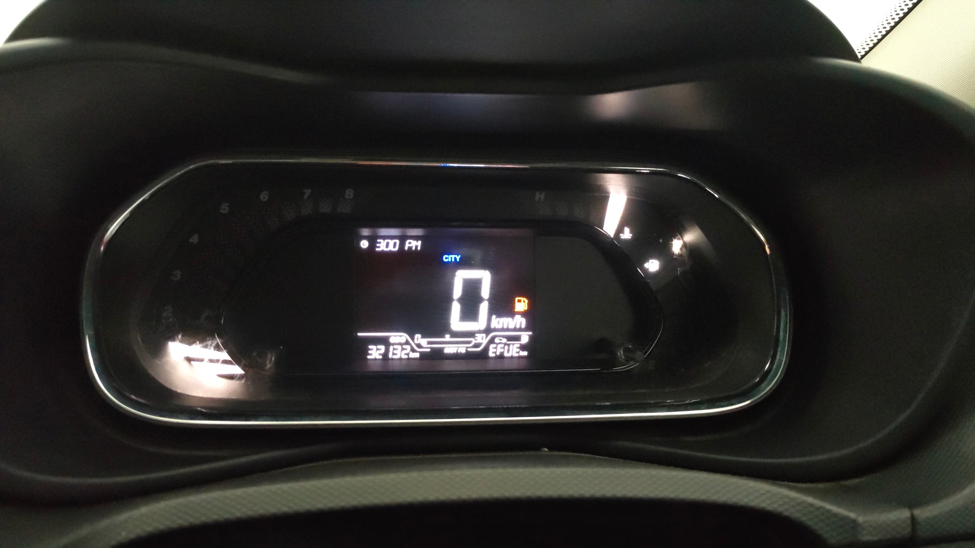 View 2022 Tata Nexon Revotron XE Image 34 Used 2022 Tata Nexon Revotron XE Image 34