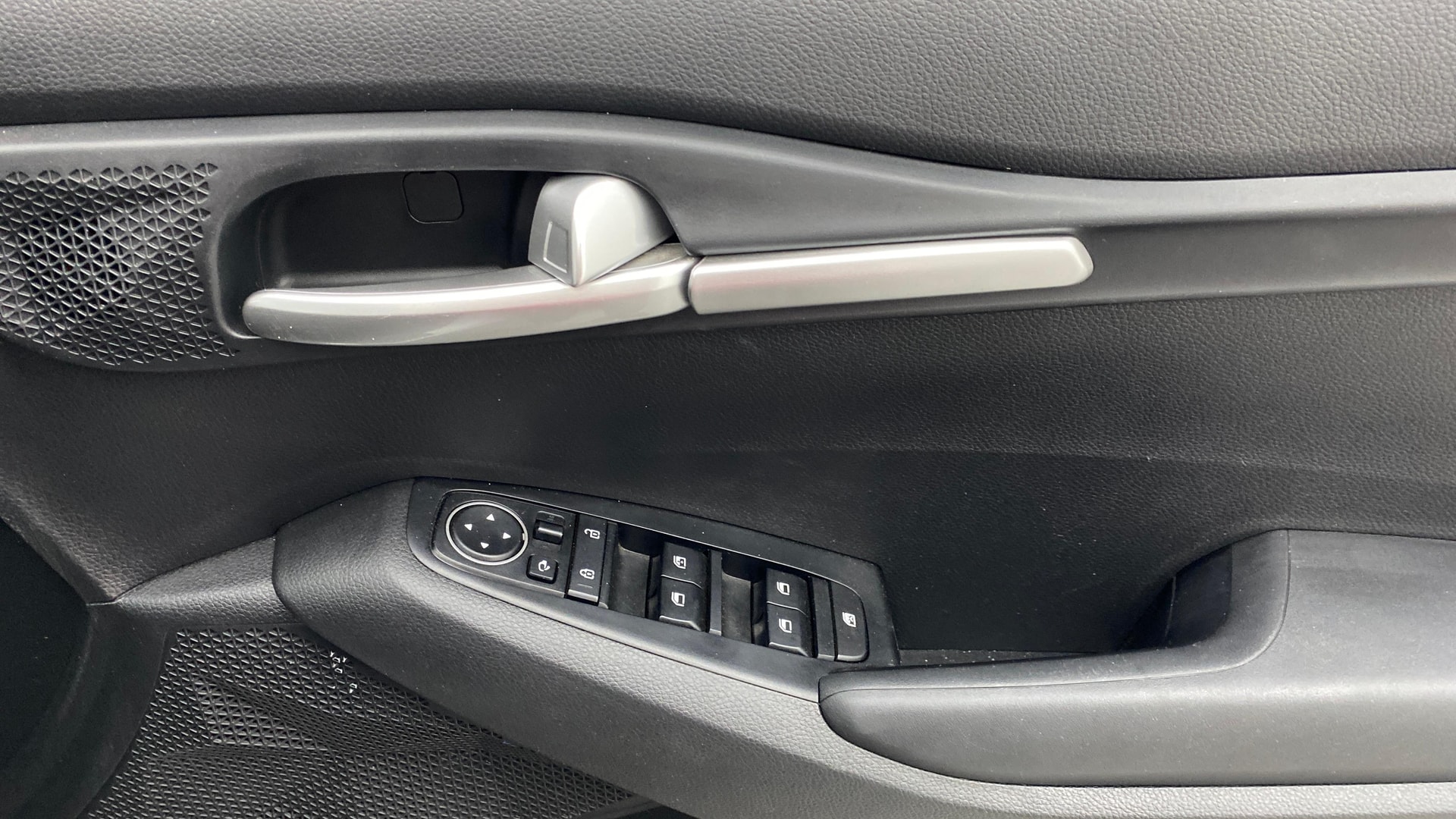 View 2023 Kia Seltos HTX Plus Diesel Image 34 Used 2023 Kia Seltos HTX Plus Diesel Image 34