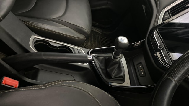 View MG Hector Image 40 Used MG Hector Image 40
