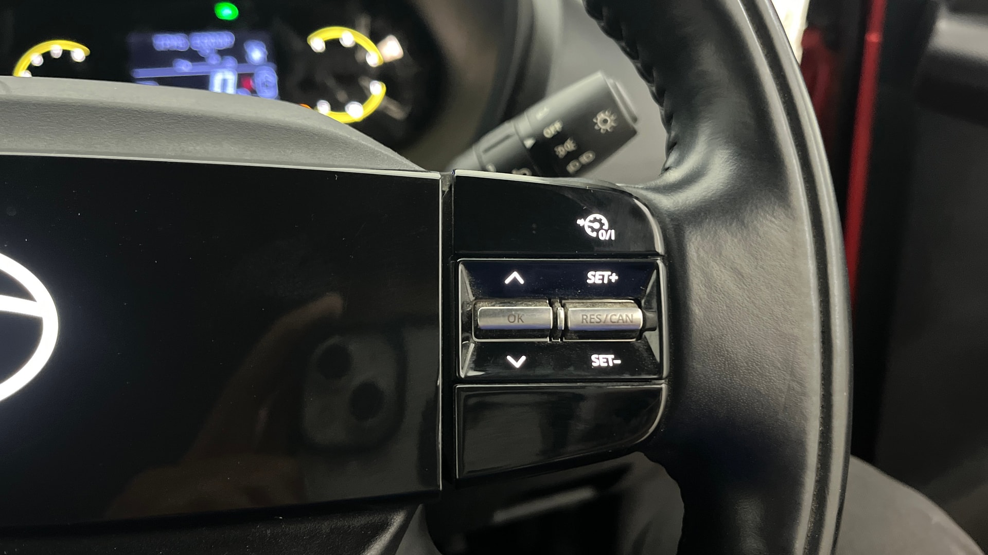 View 2025 Tata Curvv Smart 1.2 Revotron Petrol 6MT Image 3 Used 2025 Tata Curvv Smart 1.2 Revotron Petrol 6MT Image 3