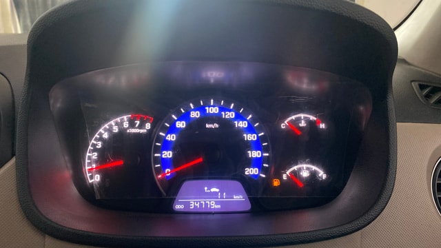 View Hyundai Xcent Image 33 Used Hyundai Xcent Image 33