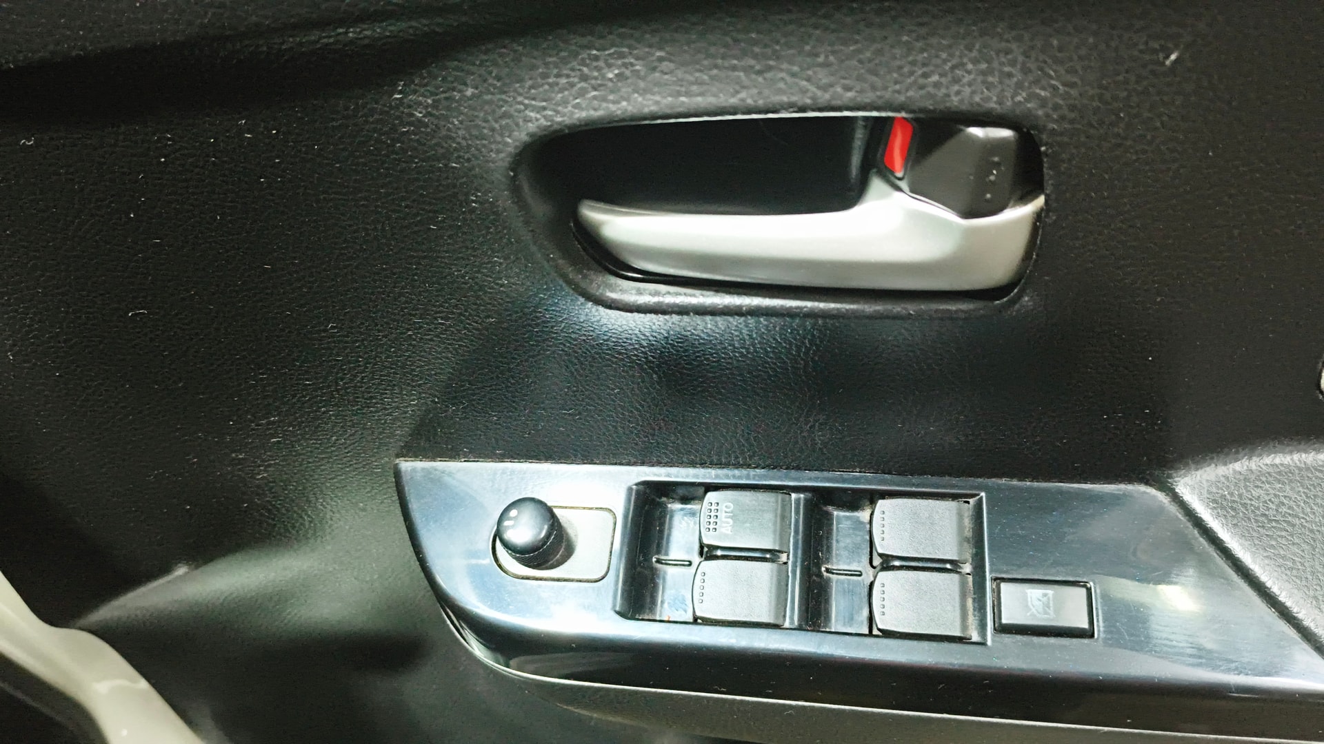 View 2018 Maruti Suzuki 1000 Base Variant Image 38 Used 2018 Maruti Suzuki 1000 Base Variant Image 38