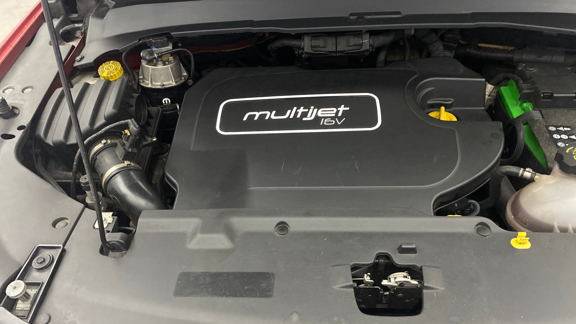 View 2018 Jeep Compass Limited 4X4 (O) 2.0 Diesel BS IV Image 25 Used 2018 Jeep Compass Limited 4X4 (O) 2.0 Diesel BS IV Image 25