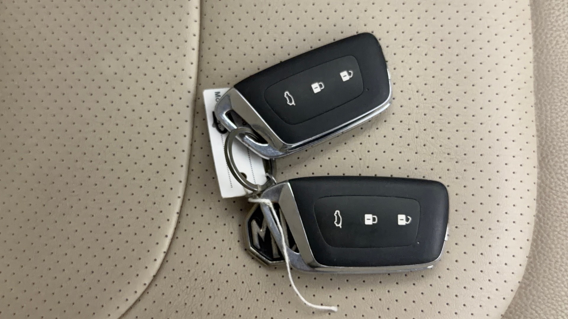 View 2023 MG Hector Sharp Hybrid BS IV Image 19 Used 2023 MG Hector Sharp Hybrid BS IV Image 19