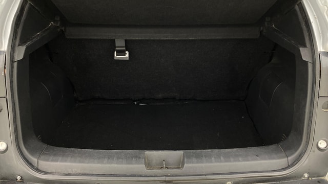 View Nissan Magnite Image 10 Used Nissan Magnite Image 10