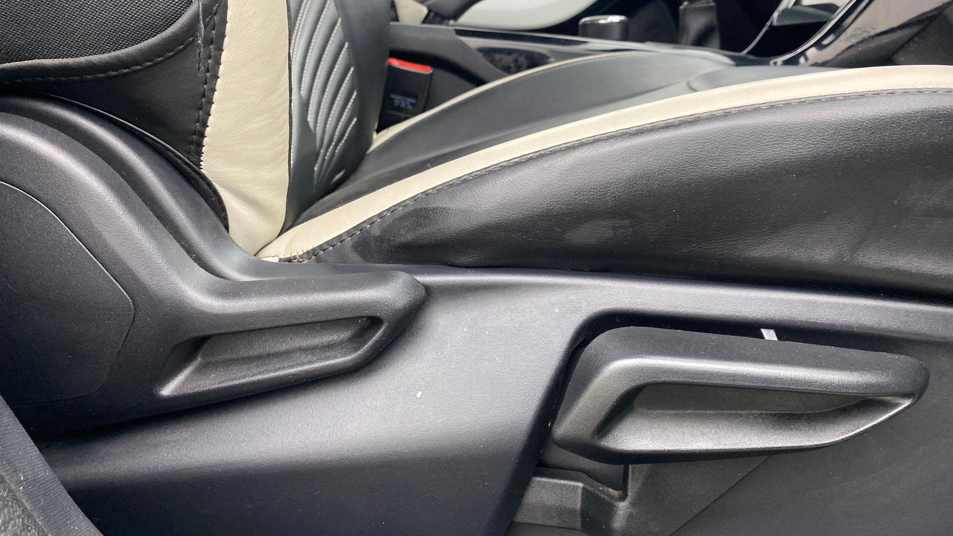 View 2023 Tata Nexon Revotron XE Image 18 Used 2023 Tata Nexon Revotron XE Image 18