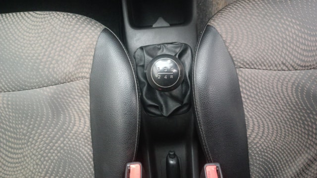 View Hyundai EON Image 37 Used Hyundai EON Image 37