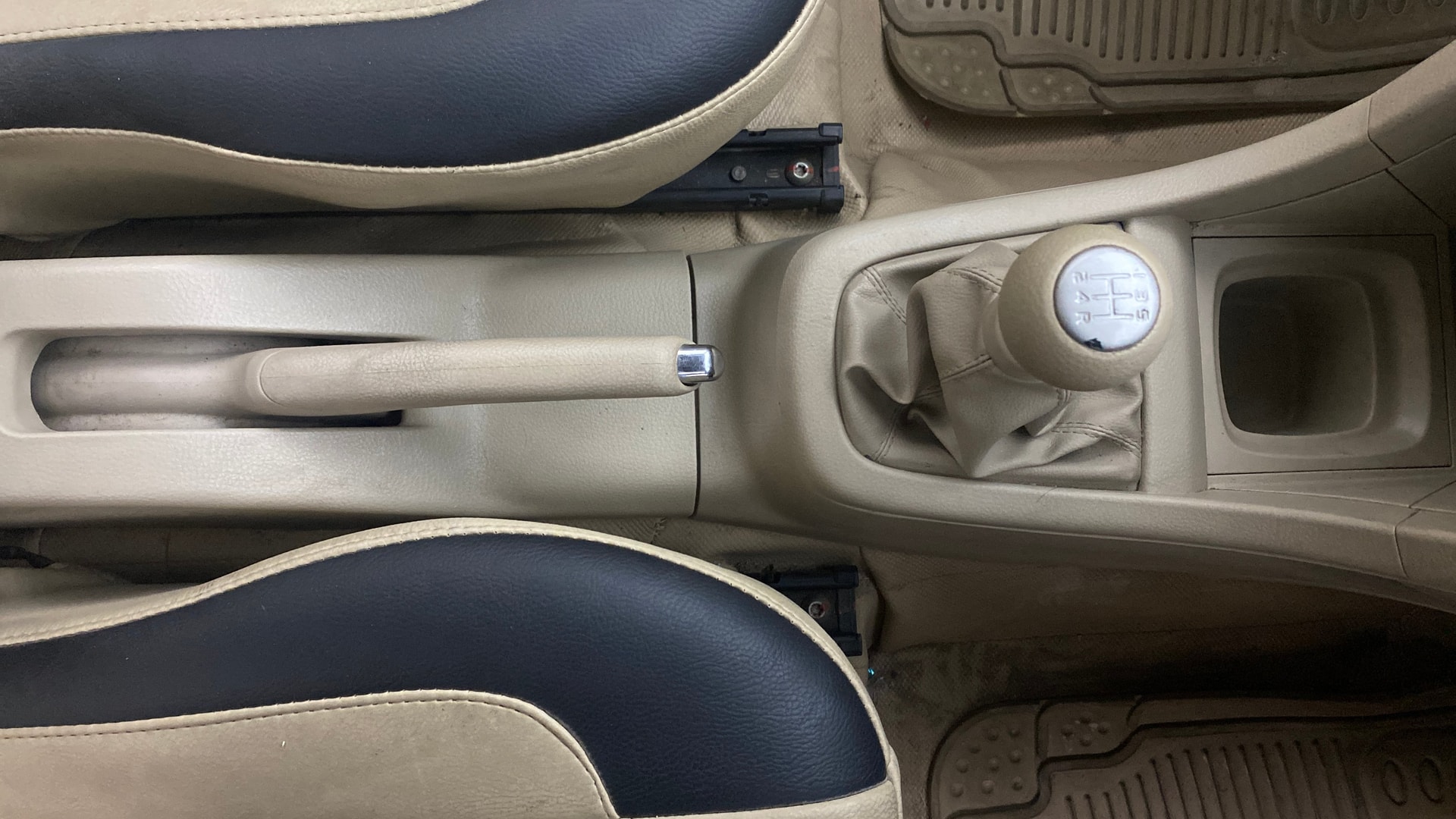 Used 2016 Maruti Suzuki 1000 Used 2016 Maruti Suzuki 1000