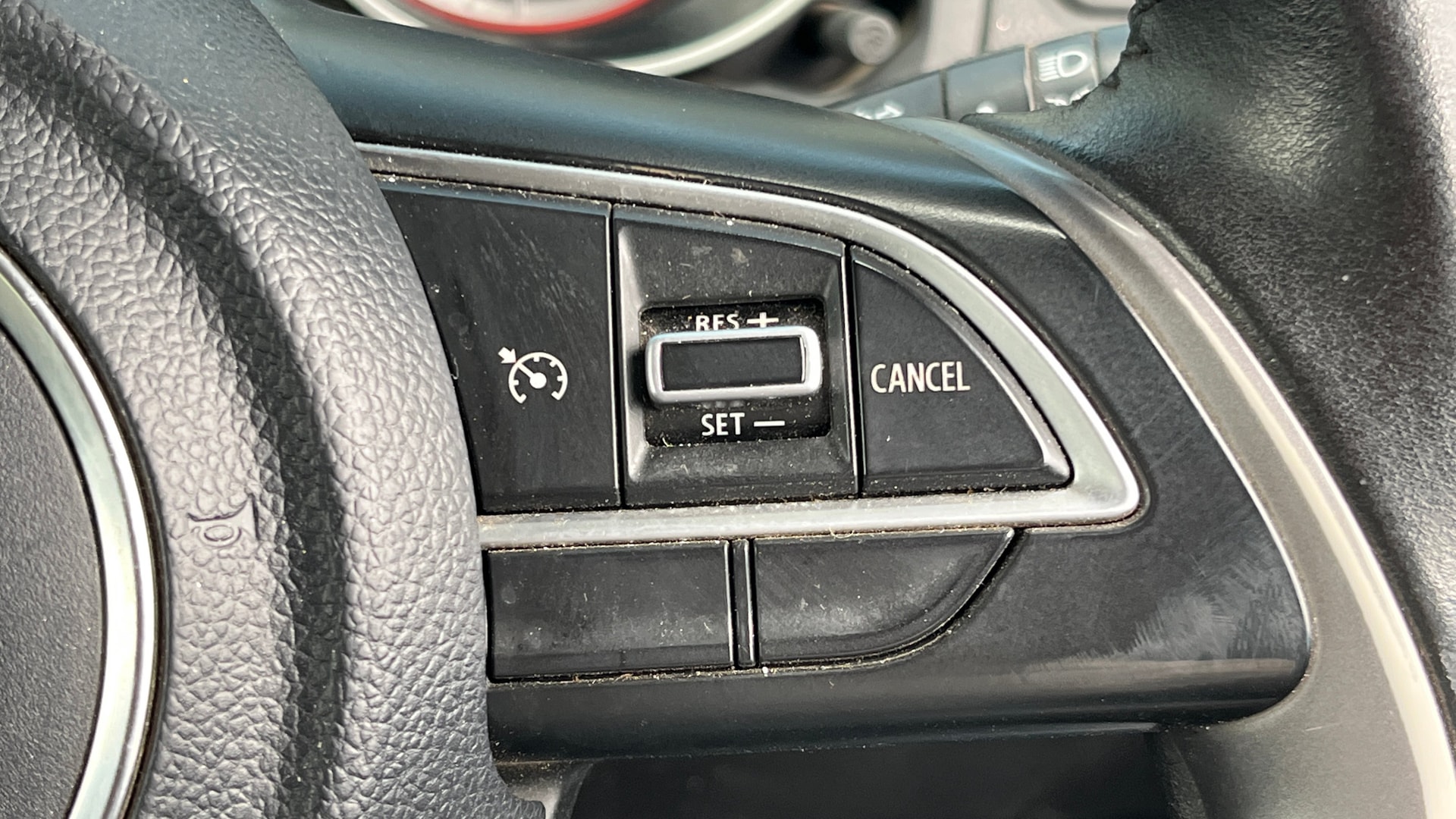 View 2023 Maruti Suzuki 1000 Base Variant Image 3 Used 2023 Maruti Suzuki 1000 Base Variant Image 3
