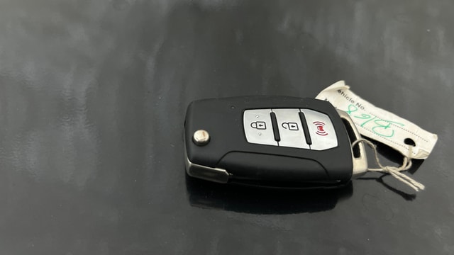 View Mahindra XUV300 Image 28 Used Mahindra XUV300 Image 28