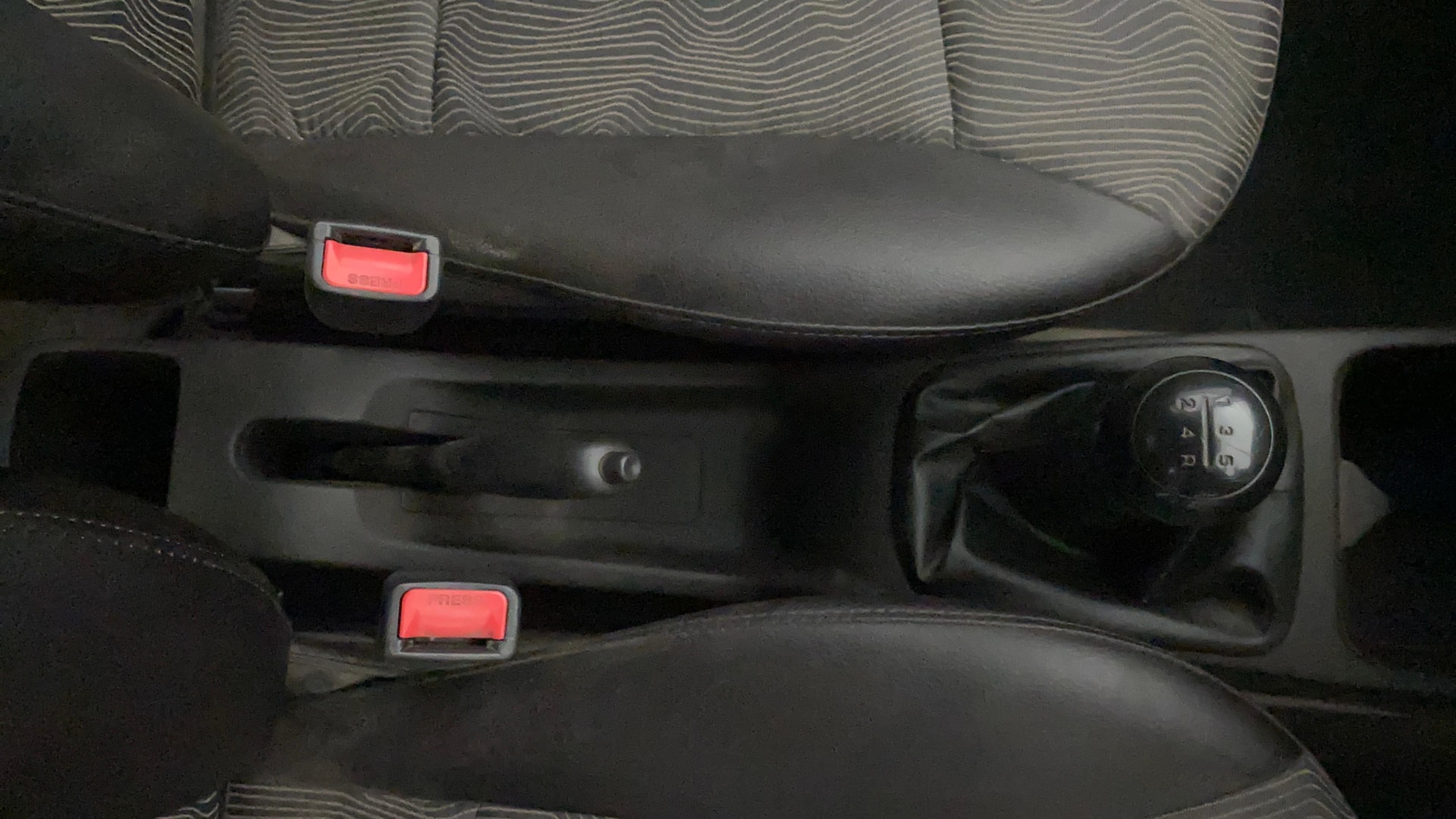 View 2013 Hyundai EON Era Plus Image 38 Used 2013 Hyundai EON Era Plus Image 38