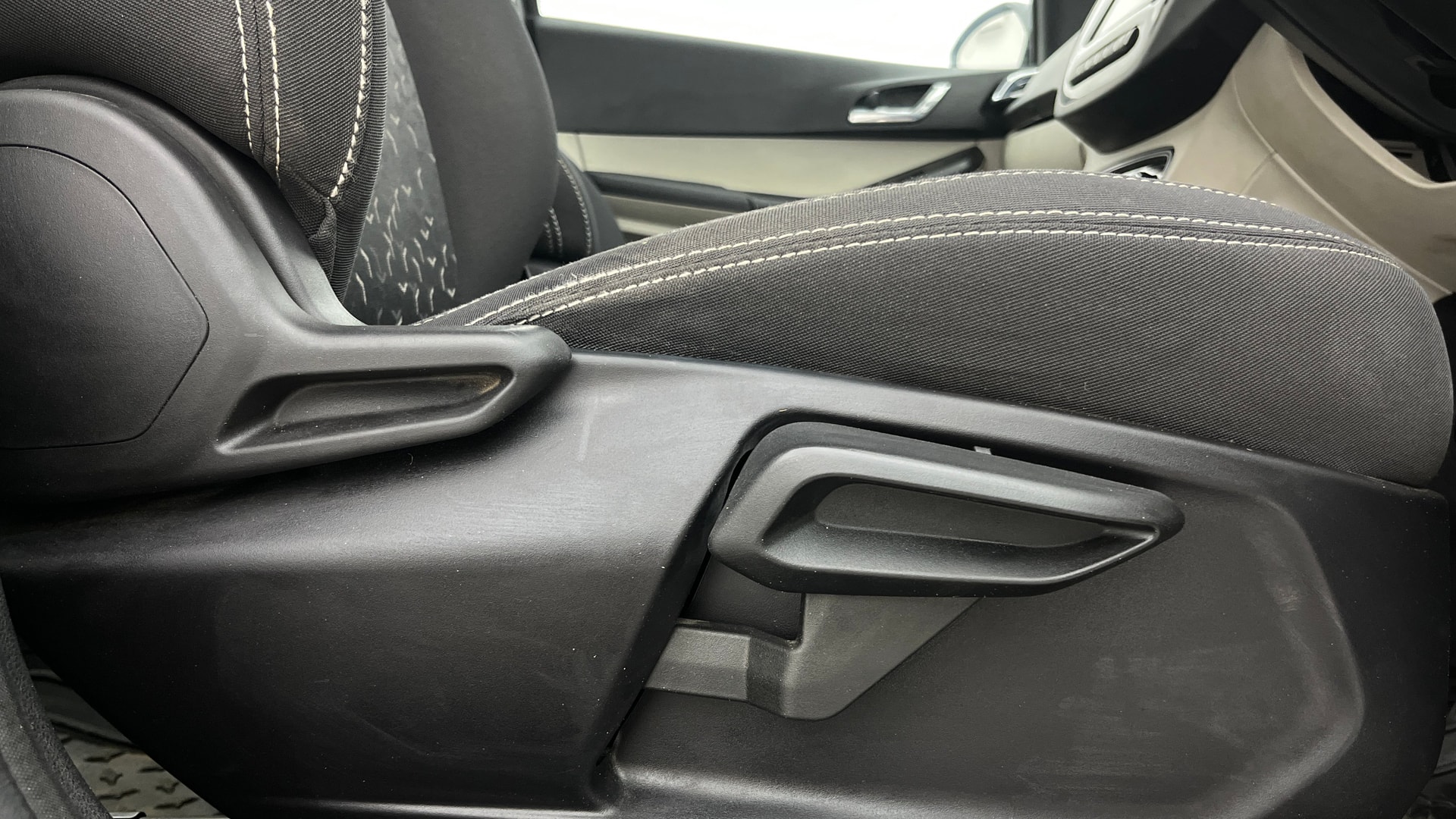 Used 2022 Tata Tiago Used 2022 Tata Tiago